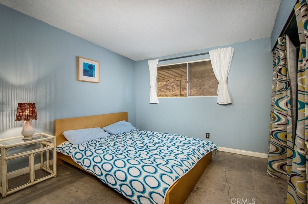 72345 Foothill Dr, Twntynine Plm CA  92277-2973 exterior