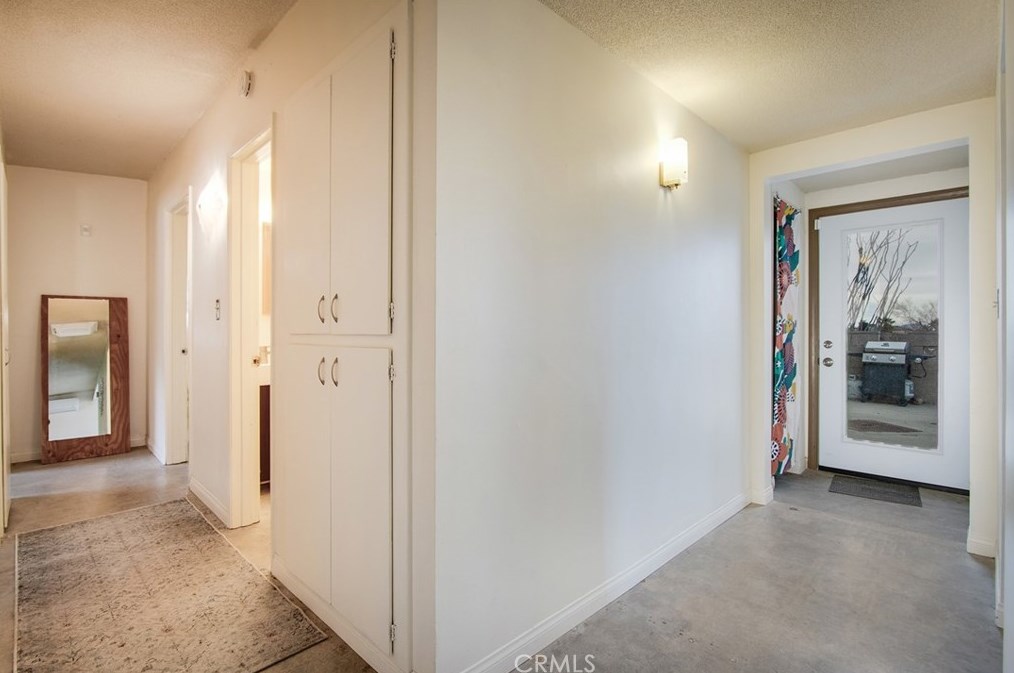 72345 Foothill Dr, Twntynine Plm CA  92277-2973 exterior