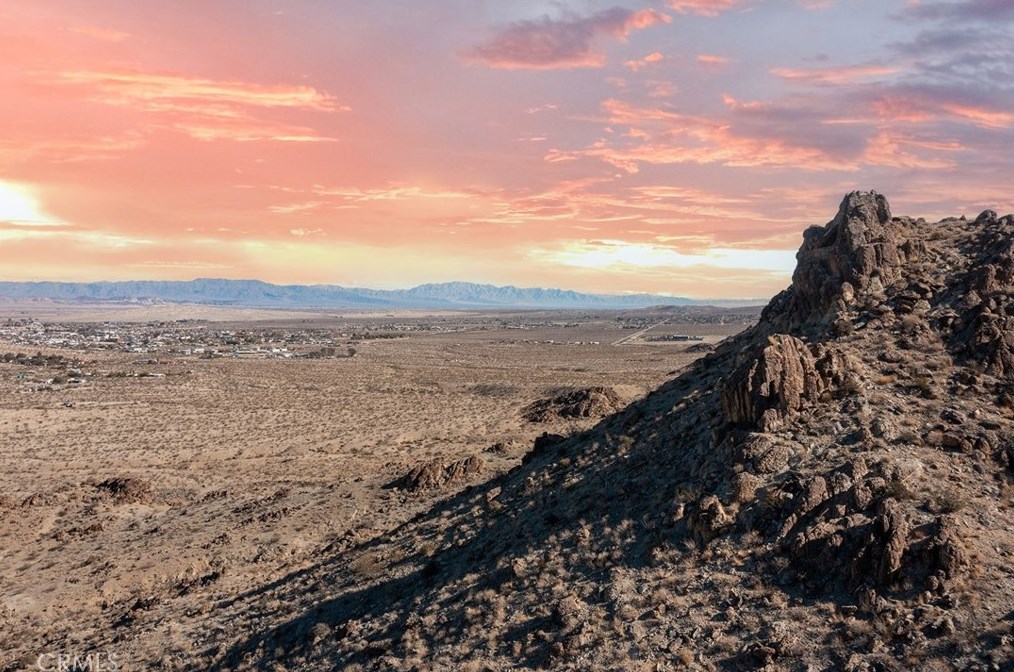 72345 Foothill Dr, Twntynine Plm CA  92277-2973 exterior