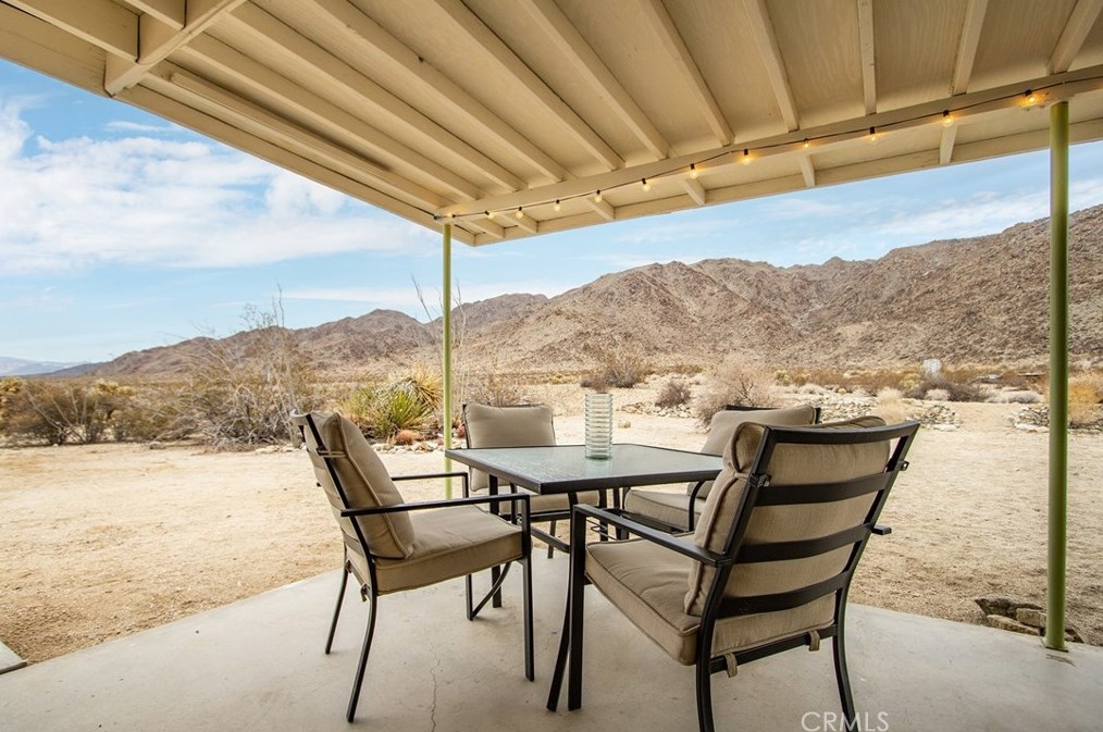 72345 Foothill Dr, Twntynine Plm CA  92277-2973 exterior