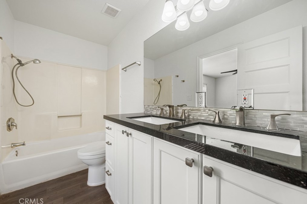 58136 Desert Gold Dr, Yucca Valley CA  92284-6225 exterior