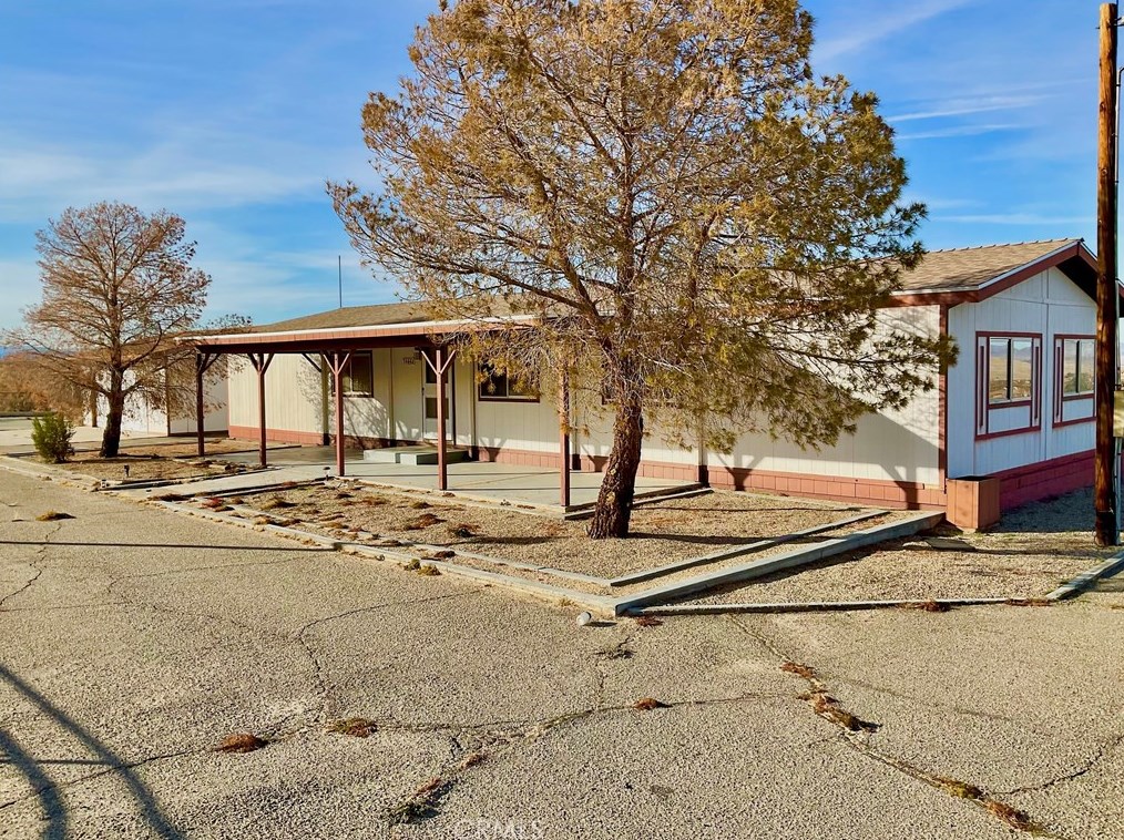 74442 Sunset Dr, Twntynine Plm, CA 92277-3800