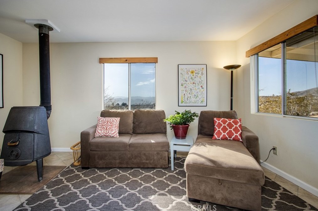 3131 Stonehill Ave, Joshua Tree CA  92252 exterior