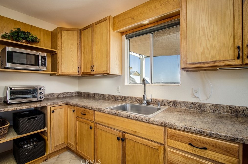 3131 Stonehill Ave, Joshua Tree CA  92252 exterior