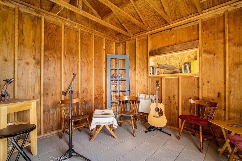 3131 Stonehill Ave, Joshua Tree CA  92252 exterior