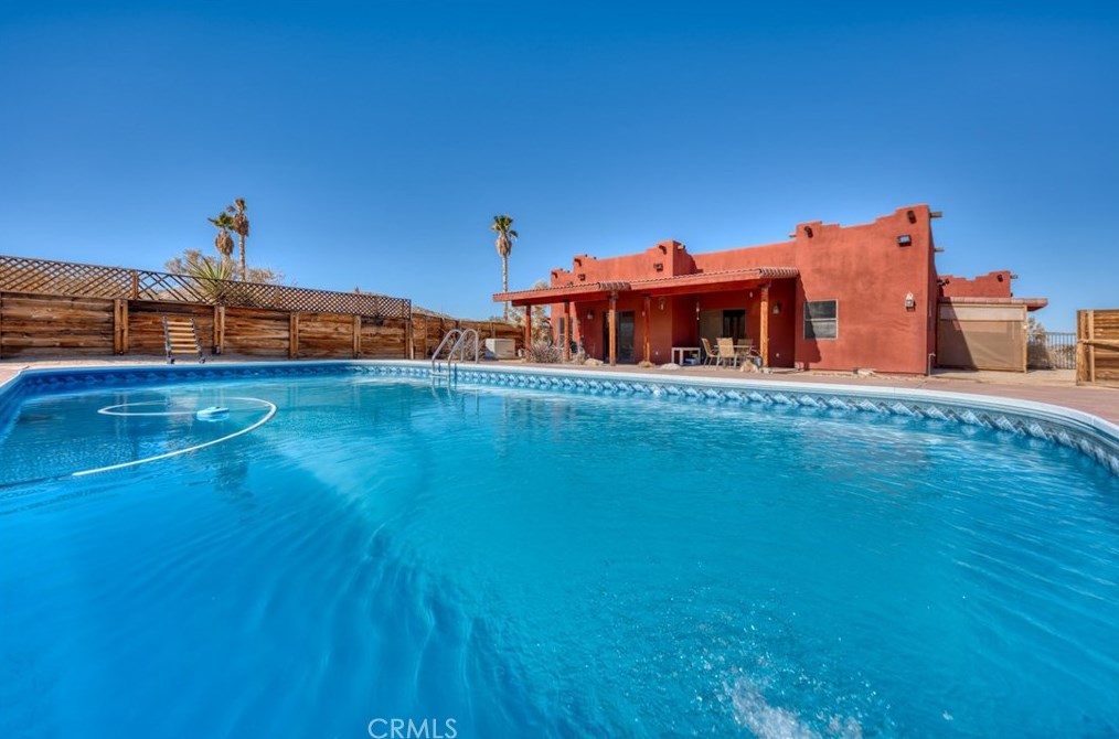 68922 Serrano Rd, Twntynine Plm CA  92277-6825 exterior