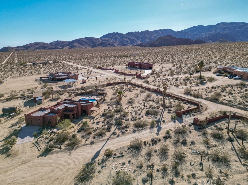 68922 Serrano Rd, Twntynine Plm CA  92277-6825 exterior