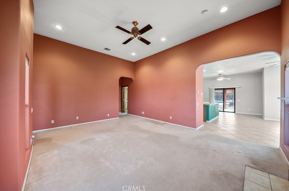 68922 Serrano Rd, Twntynine Plm CA  92277-6825 exterior