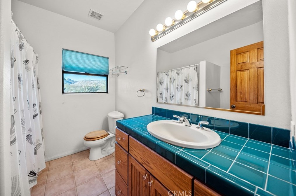 68922 Serrano Rd, Twntynine Plm CA  92277-6825 exterior