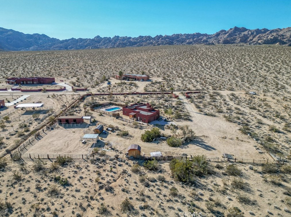 68922 Serrano Rd, Twntynine Plm CA  92277-6825 exterior