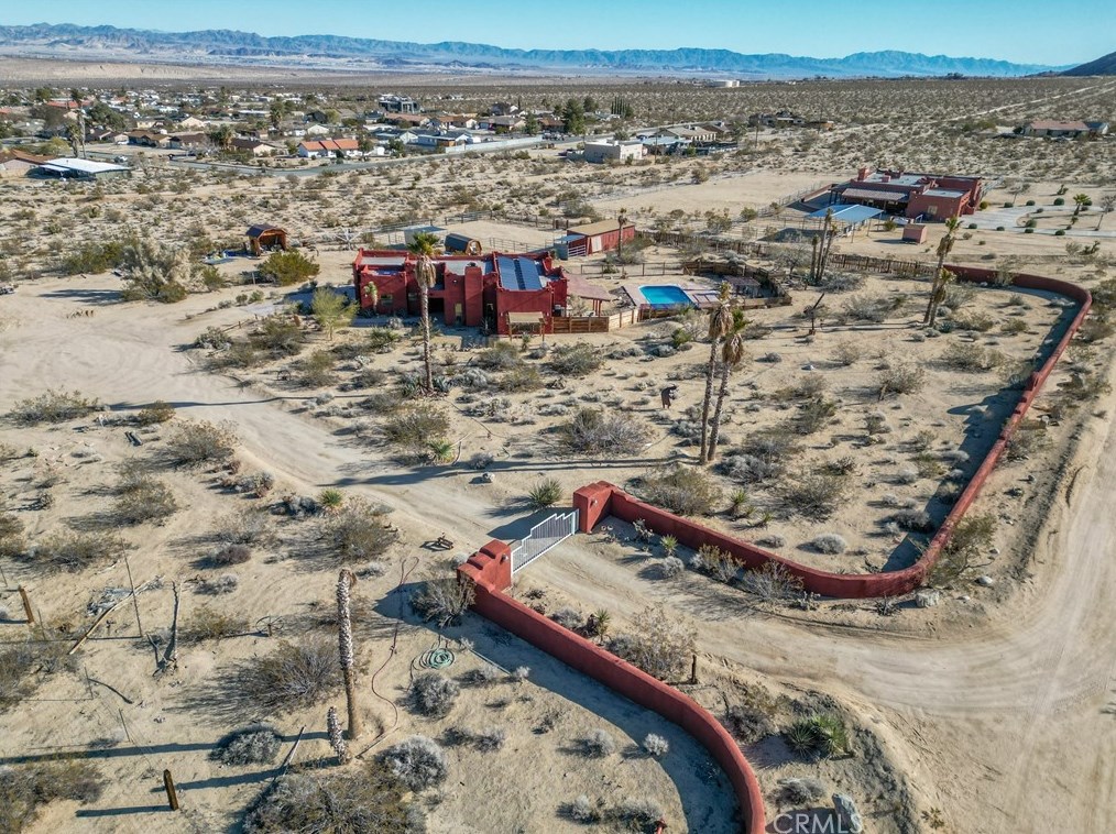 68922 Serrano Rd, Twntynine Plm CA  92277-6825 exterior