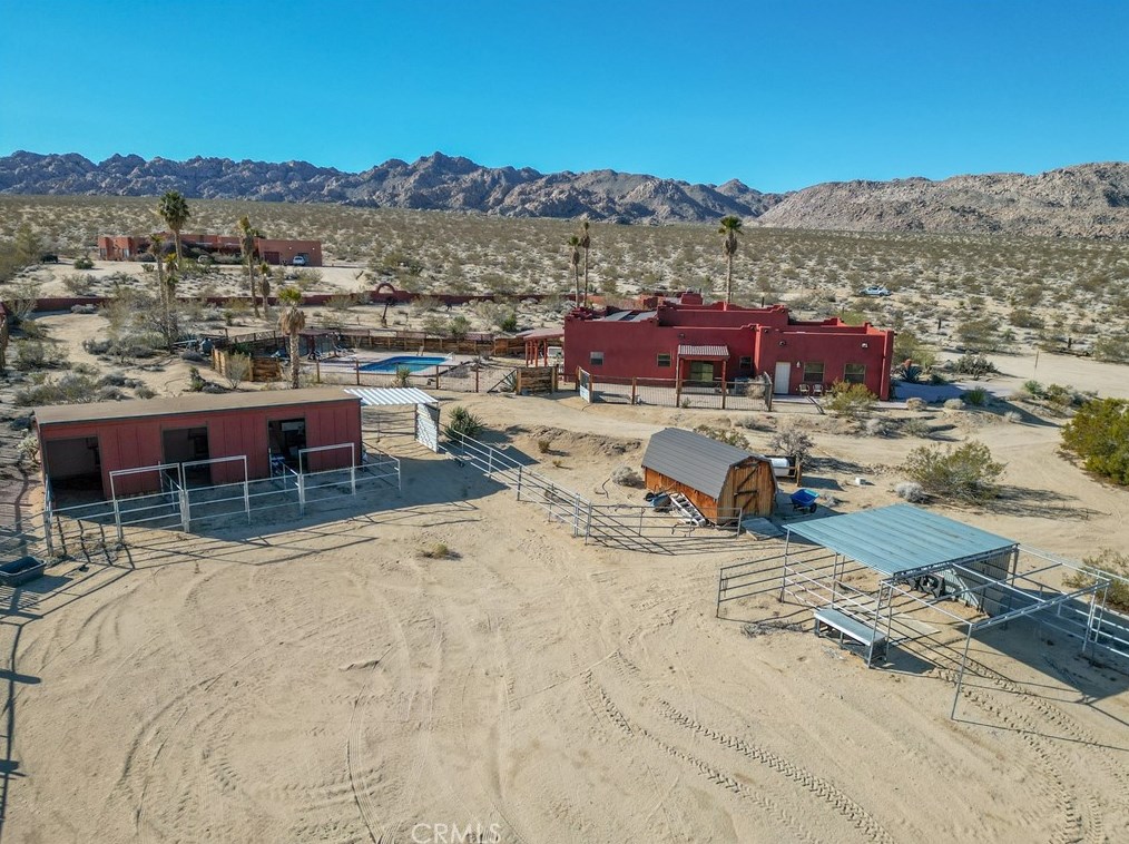 68922 Serrano Rd, Twntynine Plm CA  92277-6825 exterior