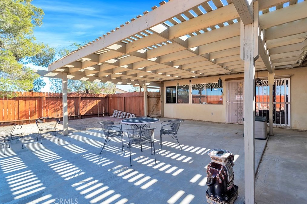 71730 Sunnyslope Dr, Twntynine Plm CA  92277-1946 exterior