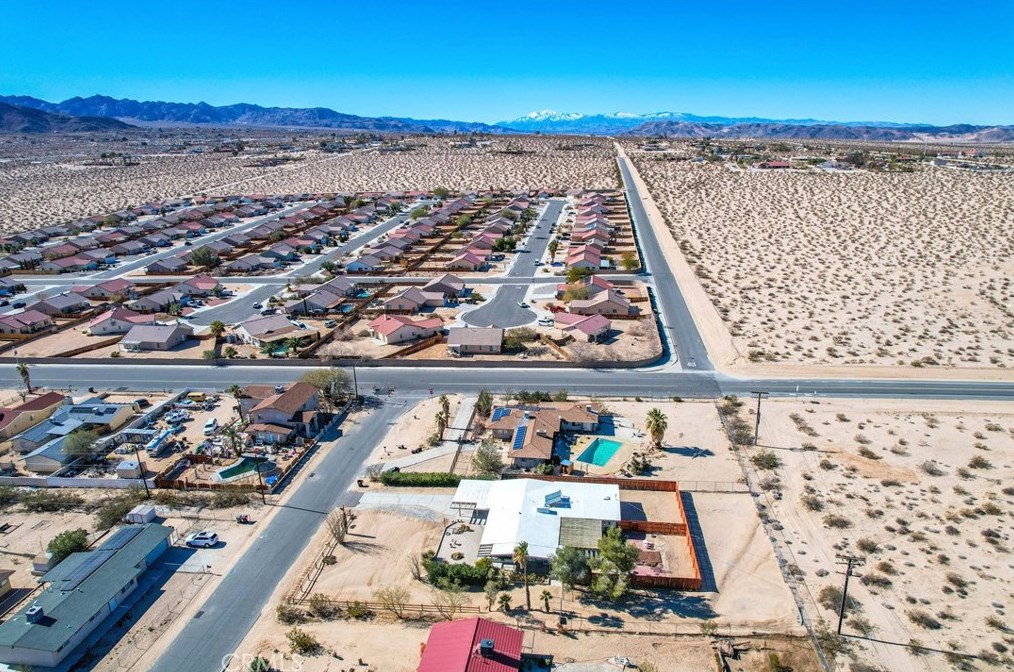 71730 Sunnyslope Dr, Twntynine Plm CA  92277-1946 exterior