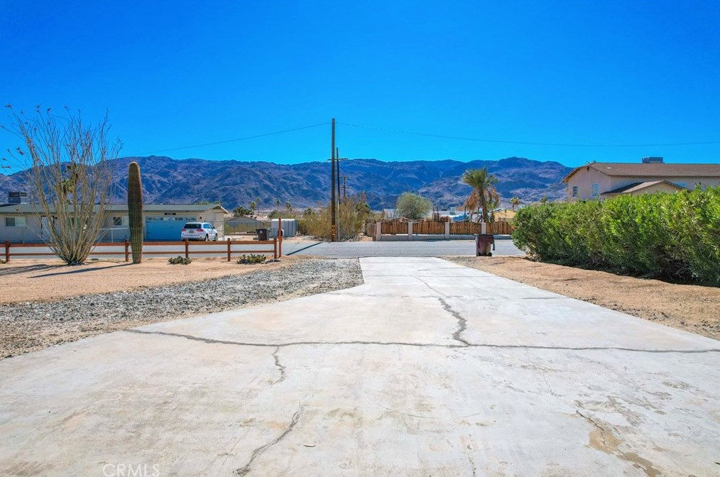 71730 Sunnyslope Dr, Twntynine Plm CA  92277-1946 exterior