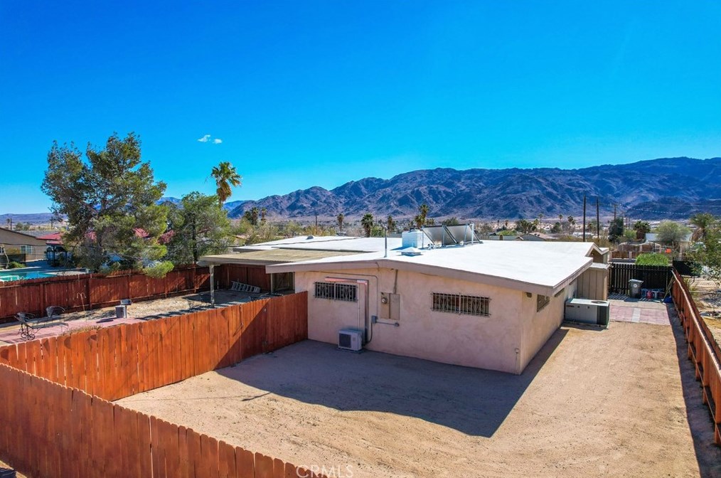 71730 Sunnyslope Dr, Twntynine Plm CA  92277-1946 exterior