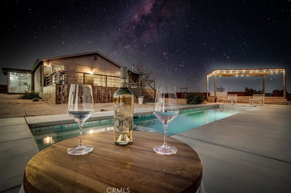 2500 Center Ave, Joshua Tree CA  92252-3387 exterior