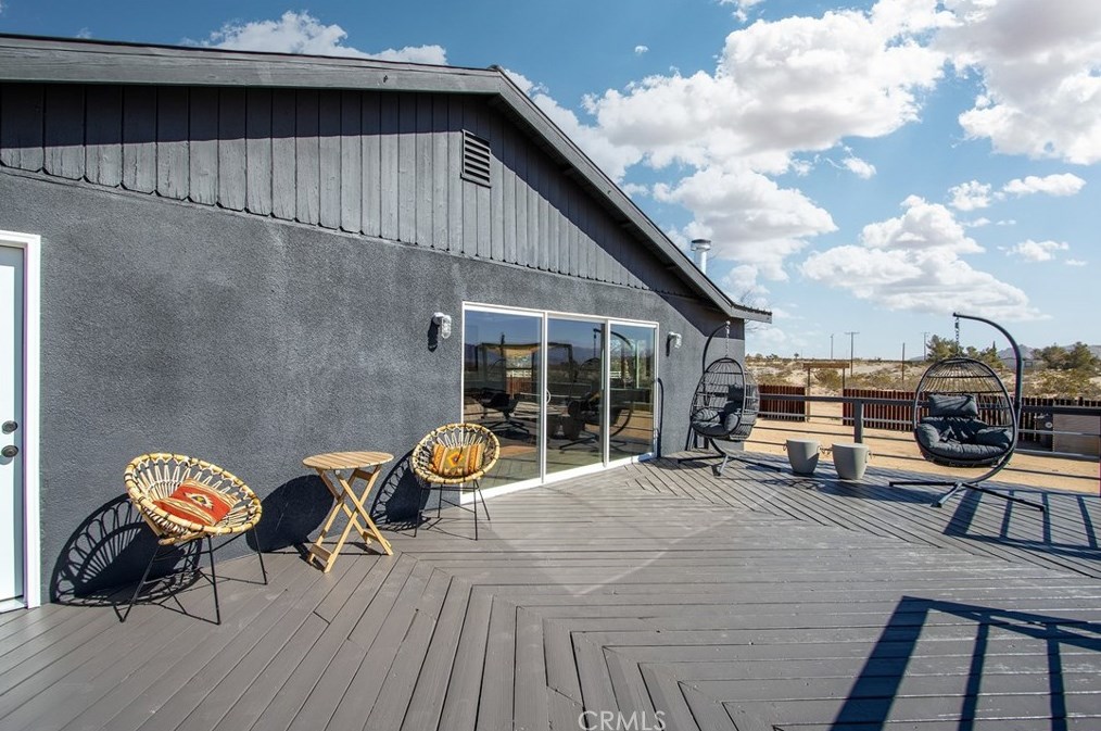 2500 Center Ave, Joshua Tree CA  92252-3387 exterior