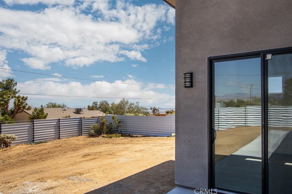 60746 Latham Trl, Joshua Tree CA  92252-2868 exterior