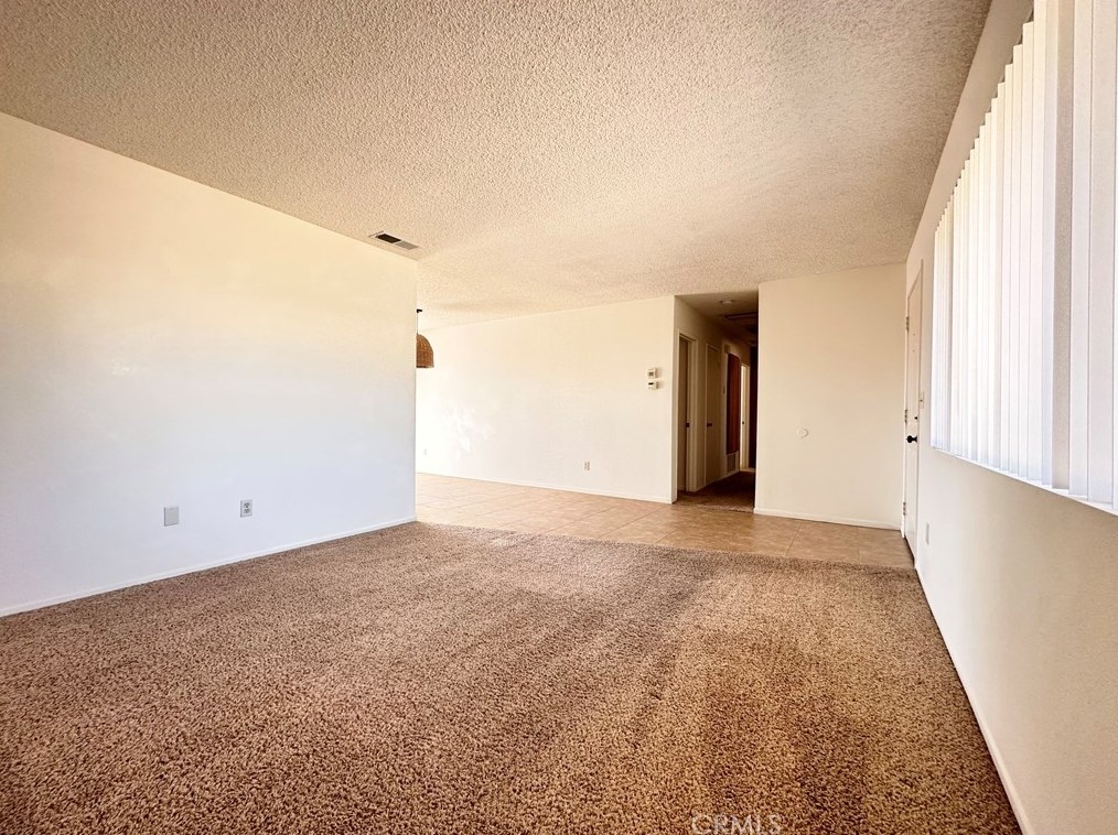 4657 Avenida Del Sol, Joshua Tree CA  92252-1501 exterior