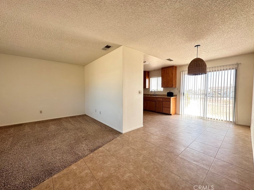 4657 Avenida Del Sol, Joshua Tree CA  92252-1501 exterior