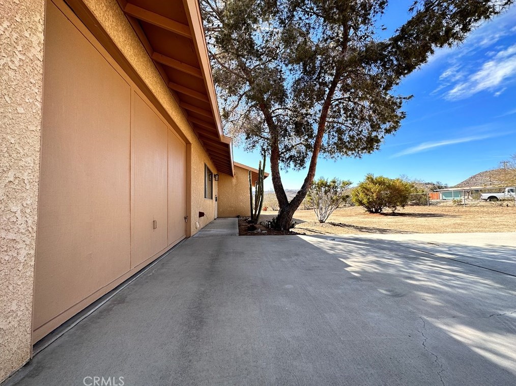 4657 Avenida Del Sol, Joshua Tree CA  92252-1501 exterior