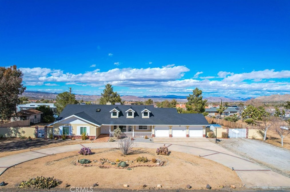 58582 San Marino Dr, Yucca Valley, CA 92284-6448