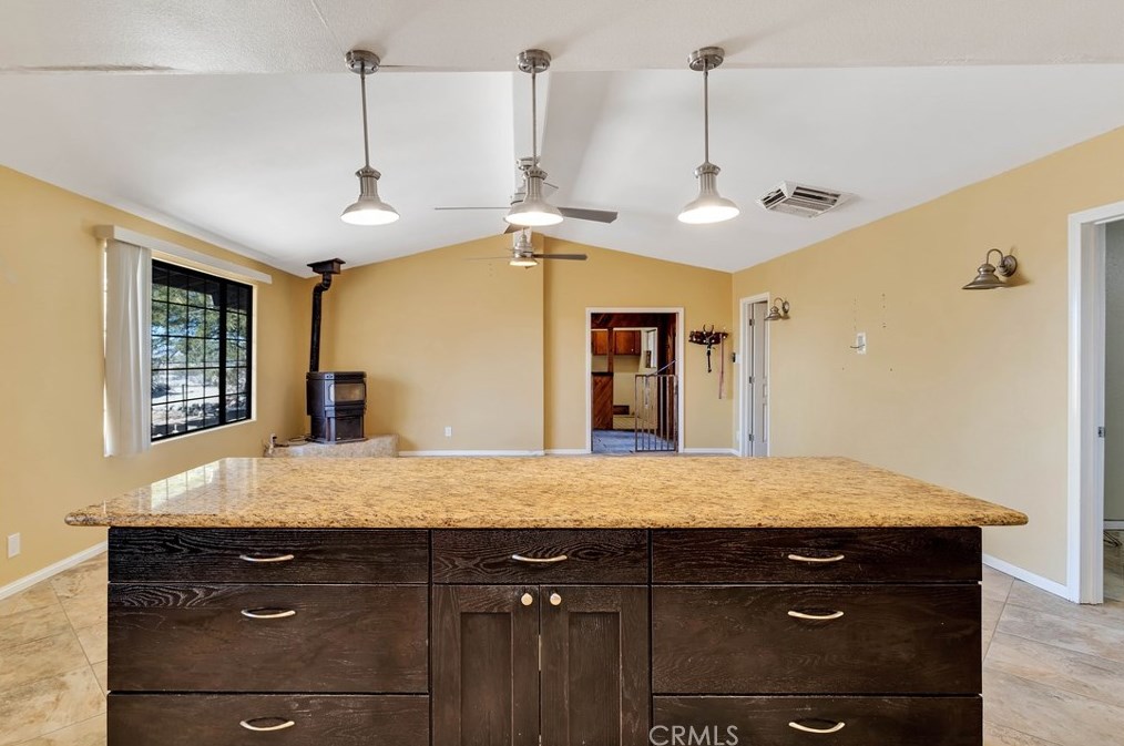 4999 Araby Ave, Twntynine Plm CA  92277-6744 exterior