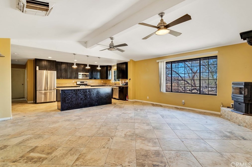 4999 Araby Ave, Twntynine Plm CA  92277-6744 exterior