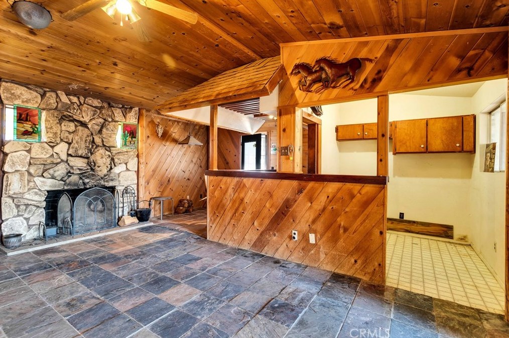 4999 Araby Ave, Twntynine Plm CA  92277-6744 exterior