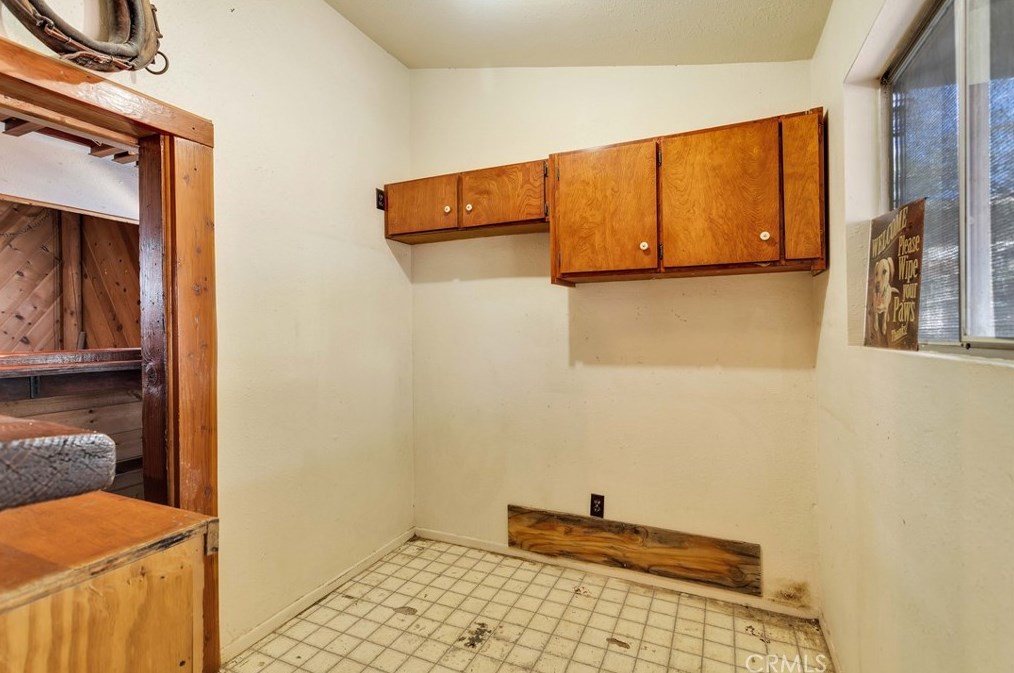 4999 Araby Ave, Twntynine Plm CA  92277-6744 exterior