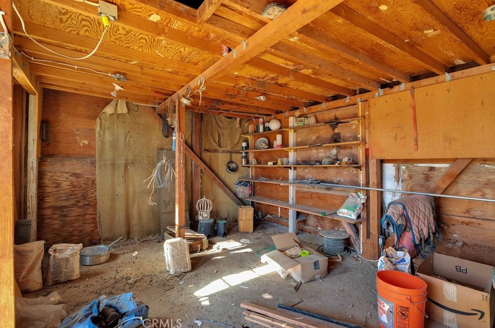 4999 Araby Ave, Twntynine Plm CA  92277-6744 exterior