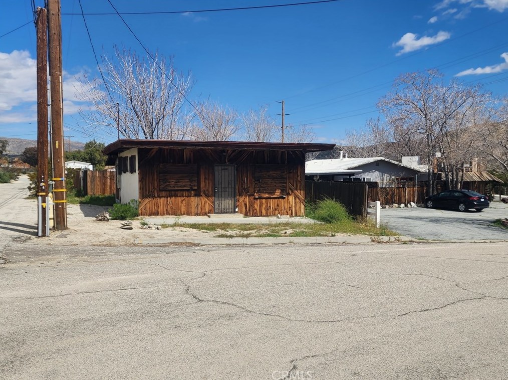 49632 Paradise Ave, Morongo Valley, CA 92256