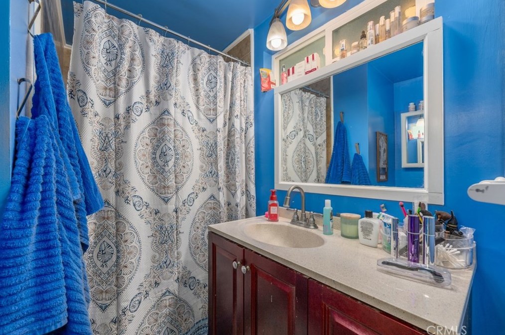 4592 Camarilla Ave, Yucca Valley CA  92284-1226 exterior