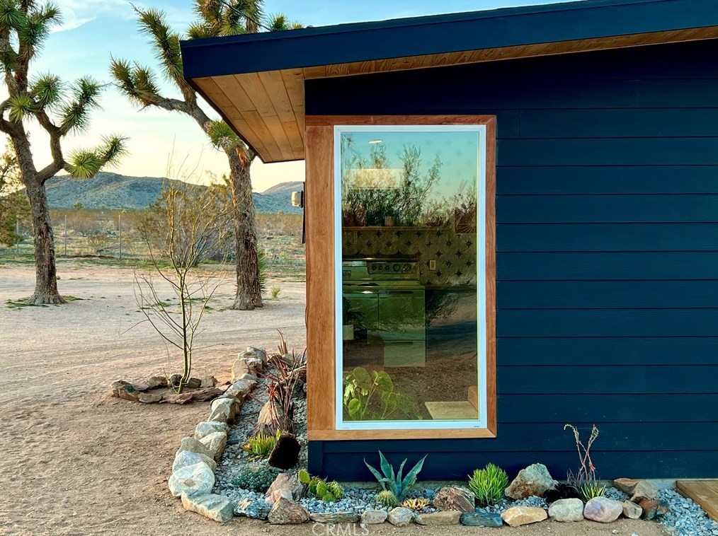 1570 Mason Dixon Rd, Joshua Tree, CA 92252