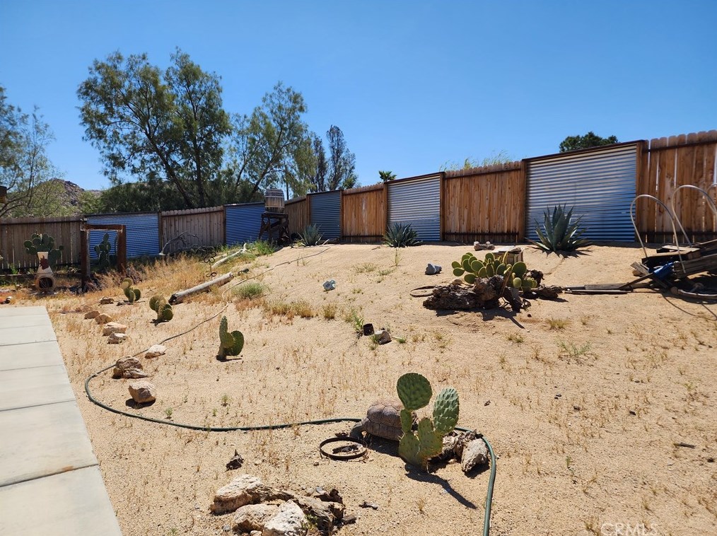 61774 Alta Vista Dr, Joshua Tree CA  92252-2640 exterior