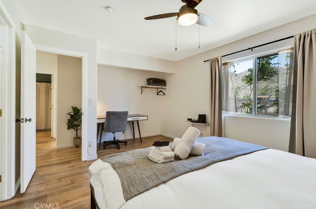 6989 Cholla Ave, Yucca Valley CA  92284-2704 exterior