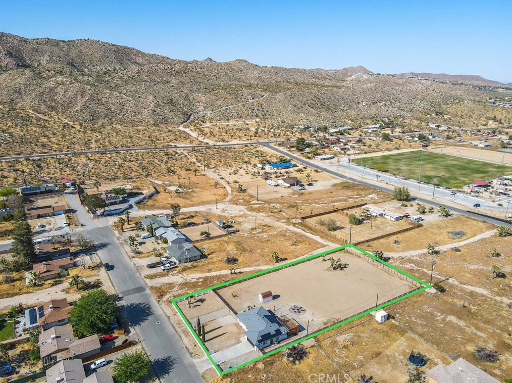 6989 Cholla Ave, Yucca Valley, CA 92284