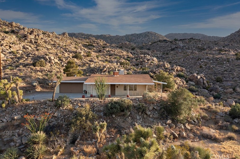 8900 Outpost Rd, Joshua Tree, CA 92252