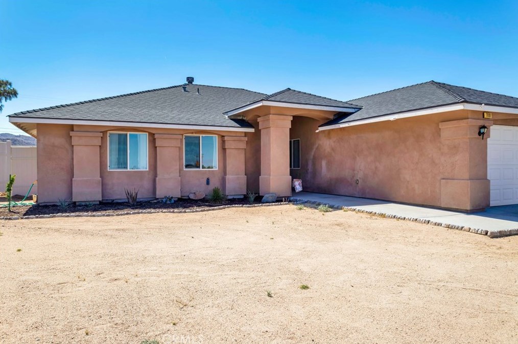 7018 El Sol Ave, Twntynine Plm, CA 92277