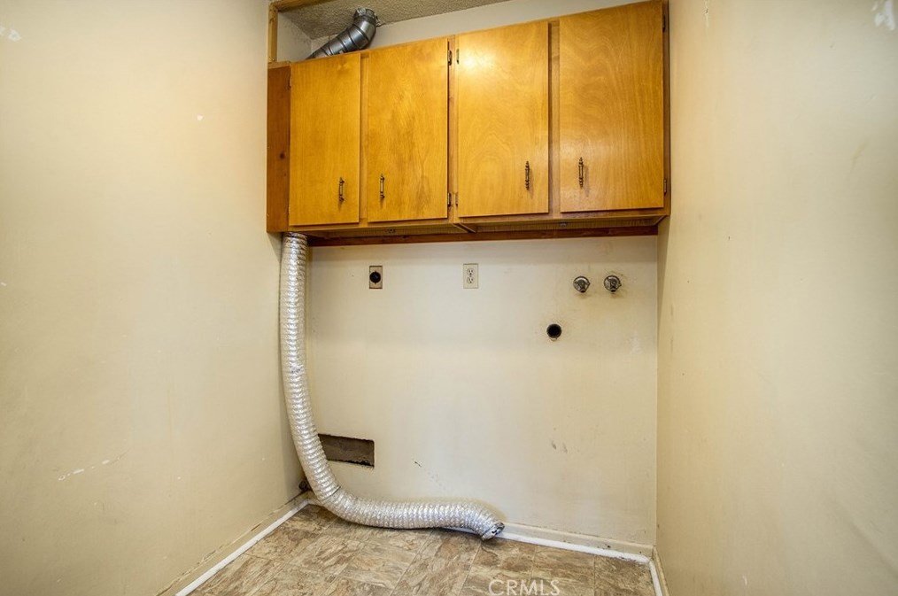 7554 Pinon Dr, Yucca Valley CA  92284-8300 exterior