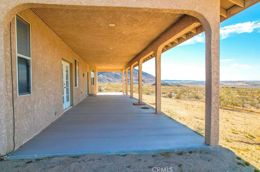 74384 Rocky Rd, Twntynine Plm CA  92277-3982 exterior
