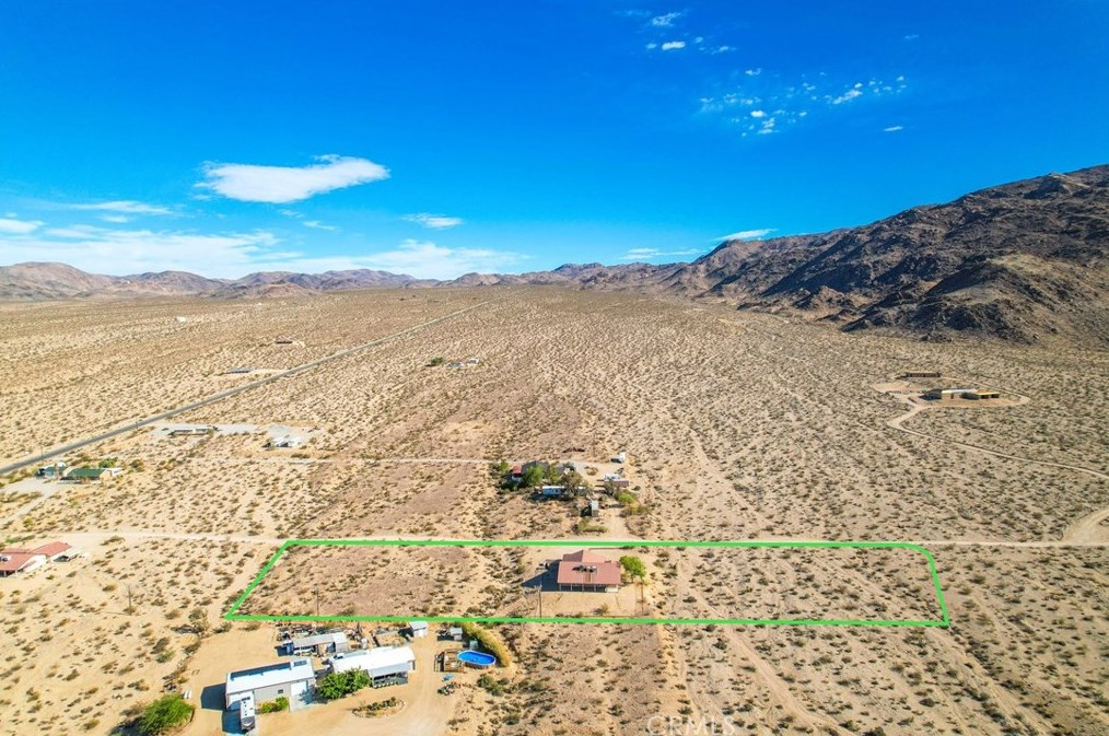 74384 Rocky Rd, Twntynine Plm CA  92277-3982 exterior