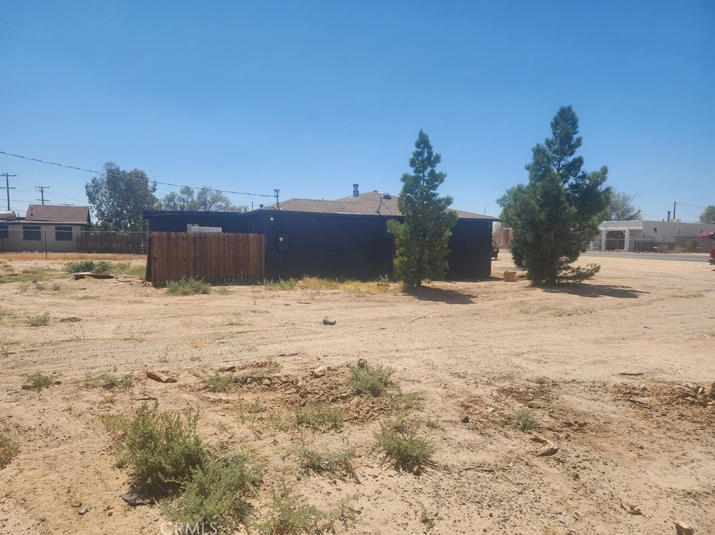 142 Yermo Rd, Yermo, CA 92398