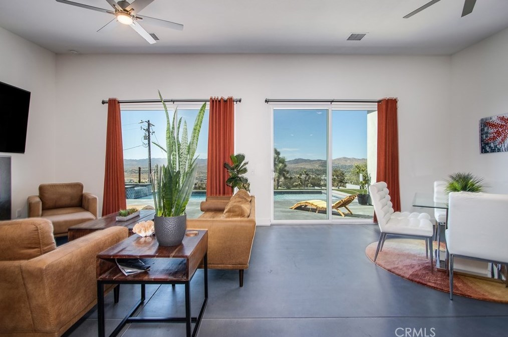 59425 Sun Mesa Dr, Yucca Valley CA 92284-9000 exterior