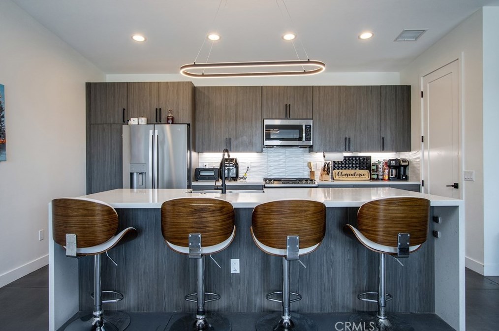 59425 Sun Mesa Dr, Yucca Valley CA 92284-9000 exterior