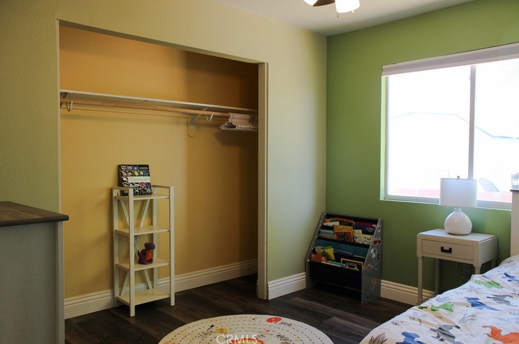 5509 Mariposa Ave, Twntynine Plm CA  92277-1441 exterior