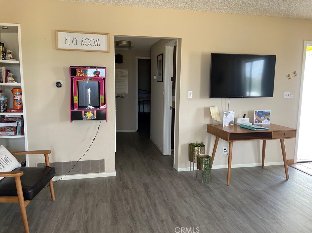 63555 Walpi Dr, Joshua Tree CA  92252-4210 exterior