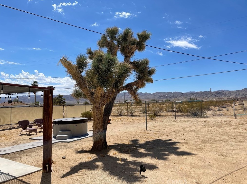 63555 Walpi Dr, Joshua Tree CA  92252-4210 exterior