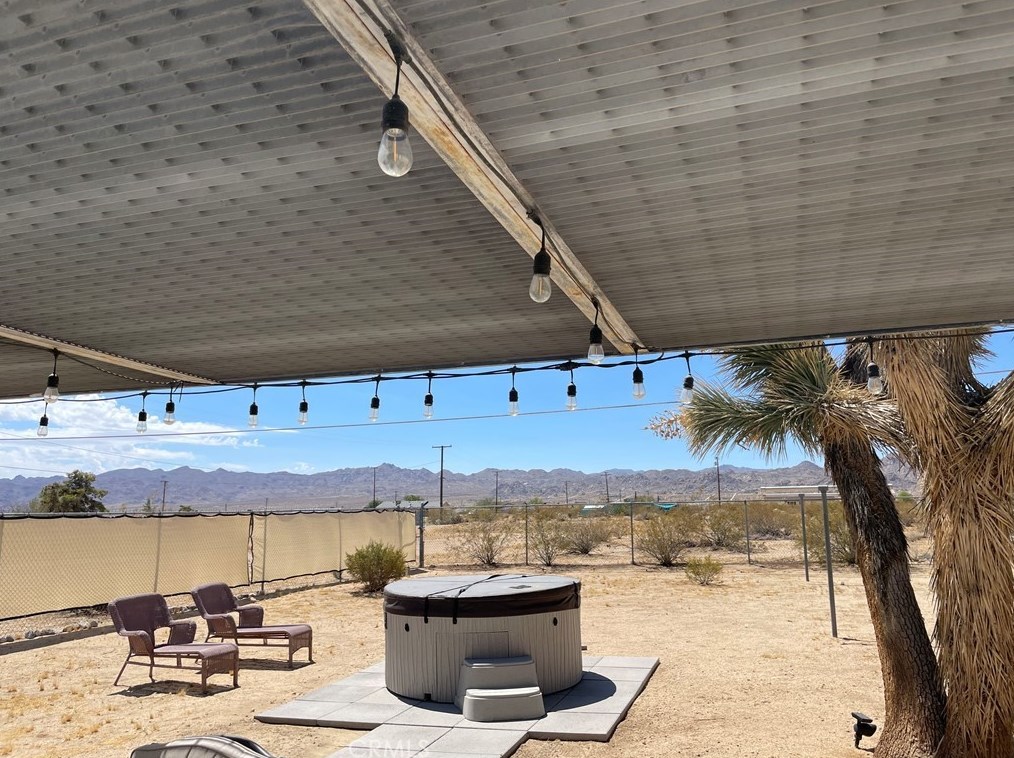 63555 Walpi Dr, Joshua Tree CA  92252-4210 exterior